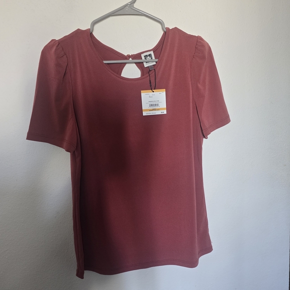 Anne Klein Tops - Anne Klein Short Sleeve Top Chili Oil NEW Size Small